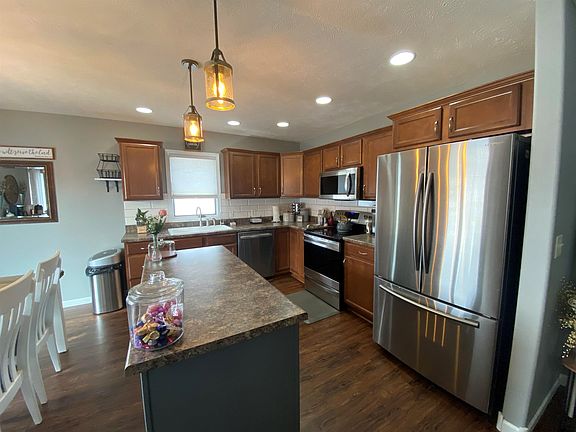 3rd image of 1709 E 59th St