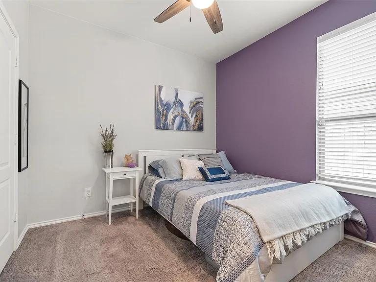 13921 Abraham Lincoln St — Photo 21