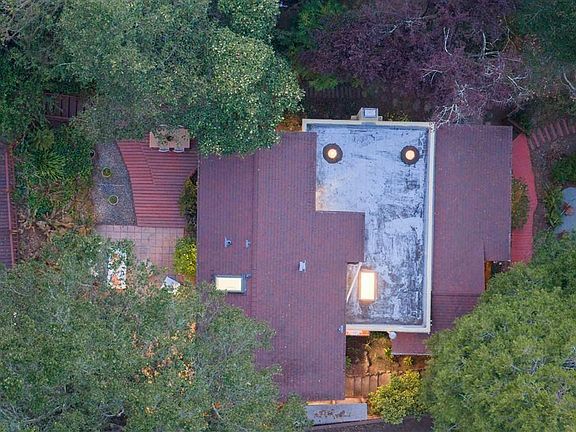 3rd image of 6729 Thornhill Dr