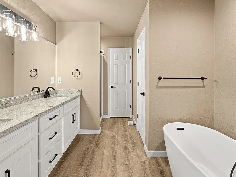250 Rock Bridge Ln — Photo 32