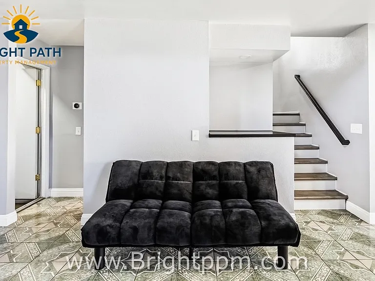 25280 Bay Ave — Photo 12