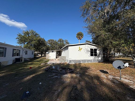 4th image of 25260 NE 136th Ln