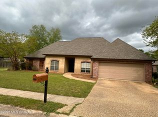 145 Hartfield Dr #161, Madison, MS 39110