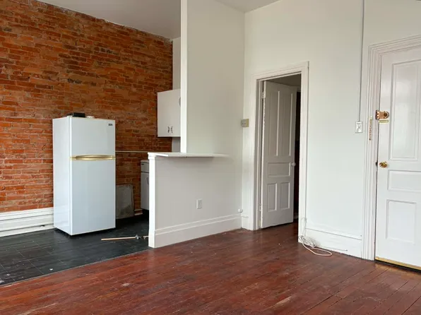 1414 N 2nd St APT 3, Harrisburg, PA 17102