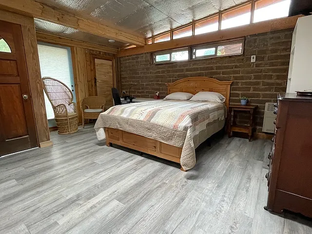 2 bed, 1400 sqft, $1,900 — Photo 3