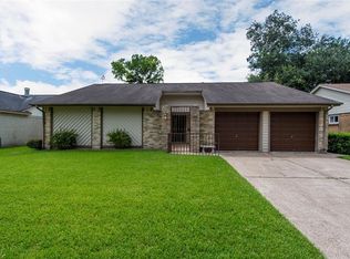7415 Comanche St, Baytown, TX 77521