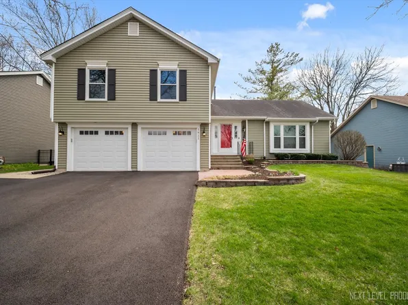1811 Jeanette Ave, St Charles, IL 60174