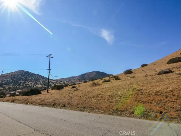 720 Berncastle Rd, Acton, CA 93510