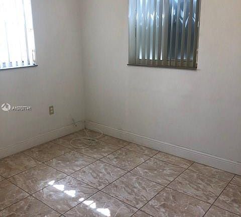 4th image of 251 E 12th St #251