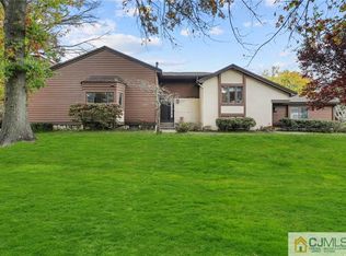 330 Sayre Dr, Princeton, NJ 08540