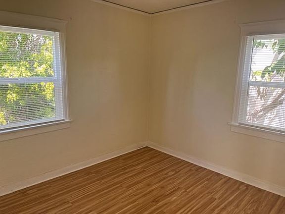 5th image of 3748 Villa Ter
