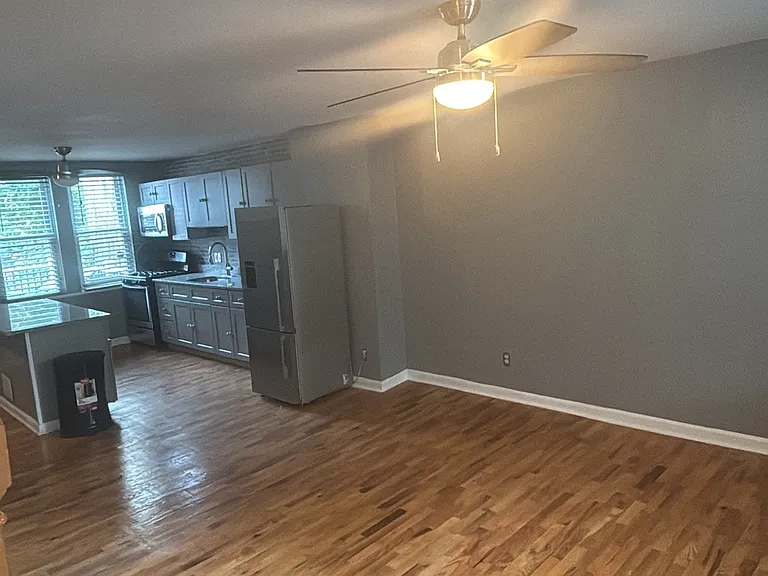 2744 Baker St — Photo 6