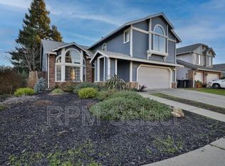 1229 Chenin Blanc Cir, Roseville, CA 95747