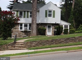 107 W Glenolden Ave, Glenolden, PA 19036