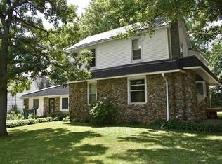 800 4th Ave SW, Independence, IA 50644