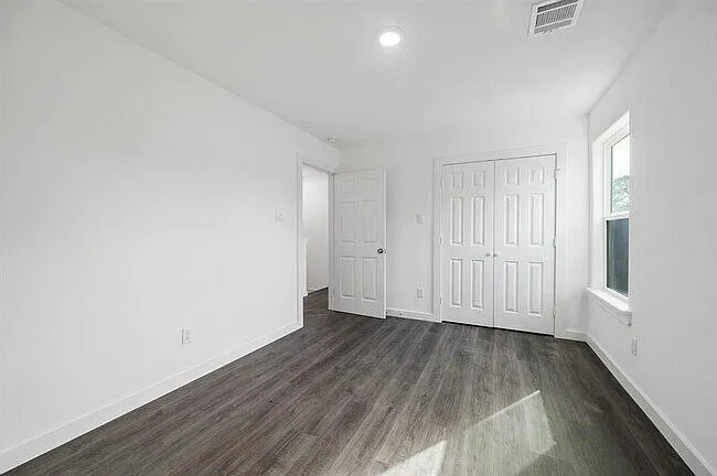 3 bed, 1150 sqft, $1,695 — Photo 3