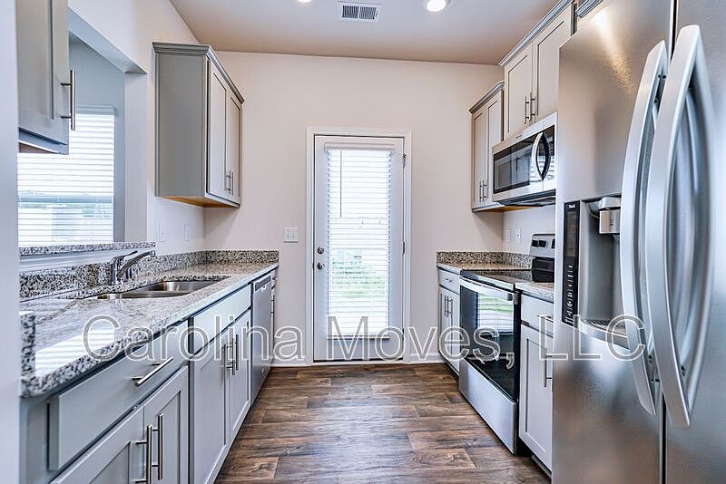 1st image of 438 Sea Grit Ct