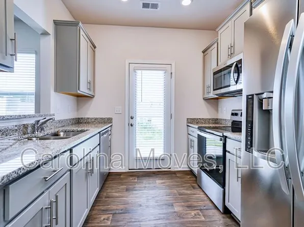 438 Sea Grit Ct, Greer, SC 29650