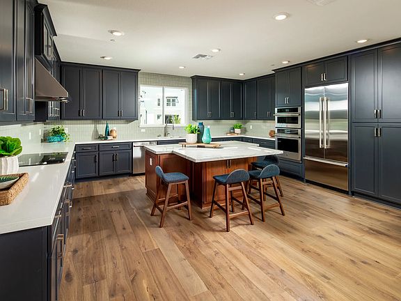 Serenity Plan 5 Model Kitchen