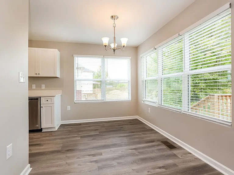 1024 Secretariat Dr — Photo 6