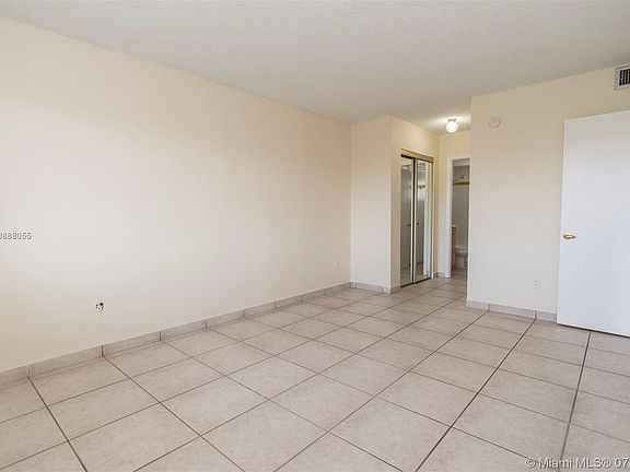 5th image of 7730 Camino Real #F406