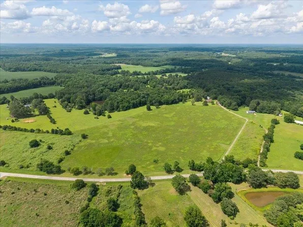 1231 Thankful Rd #1, Madison, GA 30650