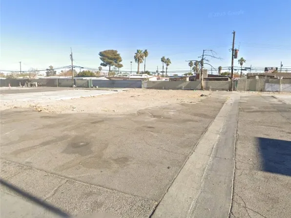 2201 Paradise Rd, Las Vegas, NV 89104