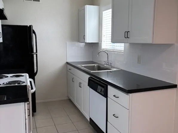 808 Natalie St APT D, Bryan, TX 77801