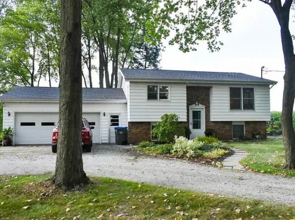 58807 State Rd, Goshen, IN 46528