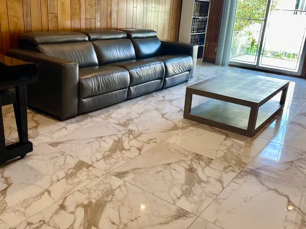 3557 Bedford Avenue image 7 of 18