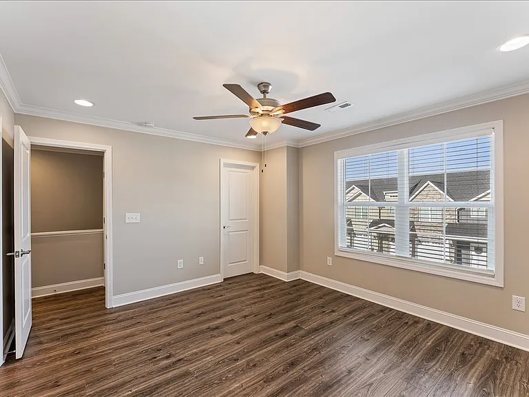 Townehomes of Beaver Ridge — Photo 39