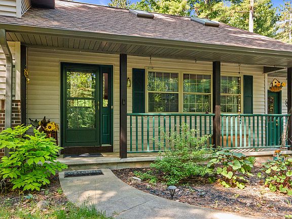 2nd image of N2040 Majestic Pines Cir