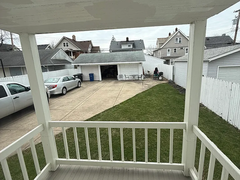 1582 Orchard Grove Ave #1 — Photo 2
