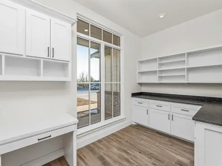 7530 Highland Hills Dr — Photo 25