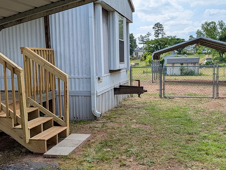102 Rolandi Ct — Photo 2
