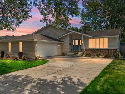 1000 Azalea Dr, Munster, IN, 46321