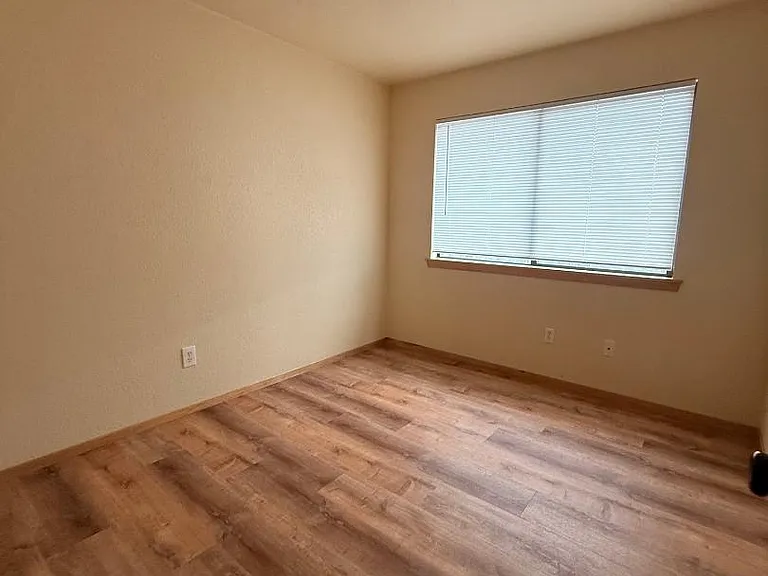 220 W Church St #1 — Photo 9