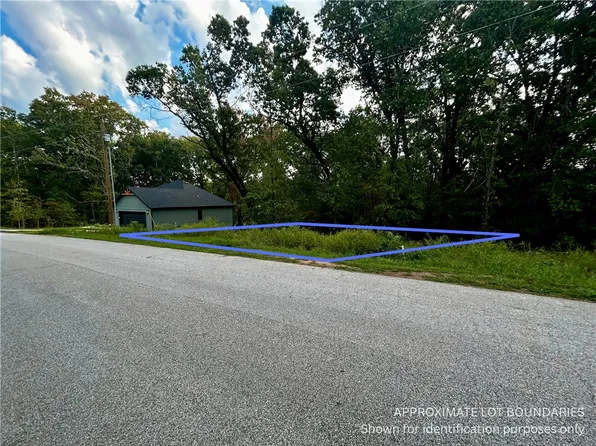 Taransay Dr #7, Bella Vista, AR 72715