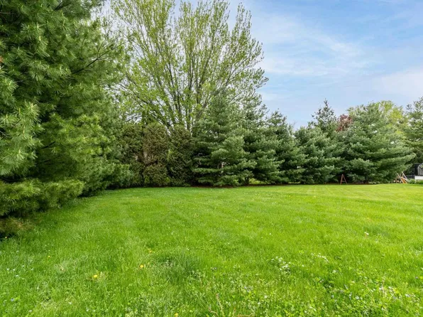 6207 Exchange St, Mcfarland, WI 53558