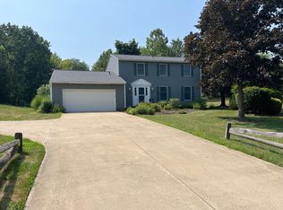 9890 Juniper Ct, Concord Township, OH 44060