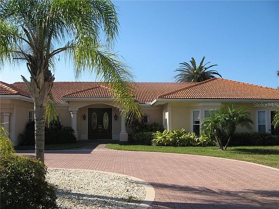 2nd image of 376 W Royal Flamingo Dr