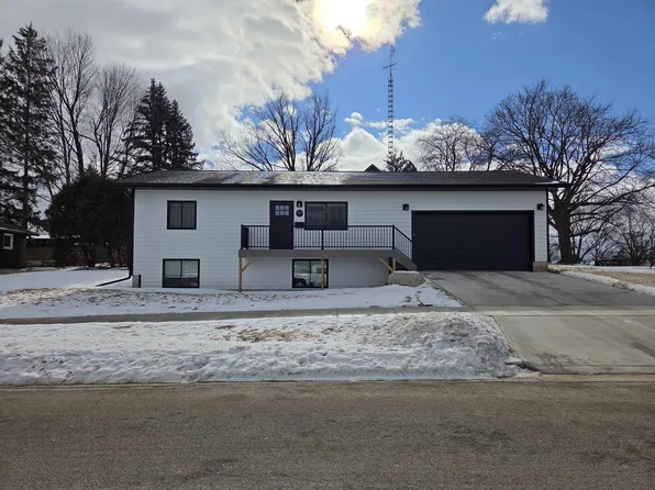 2204 5th St, Monroe, WI 53566
