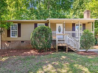 6709 Accrington Ct, Charlotte, NC 28227