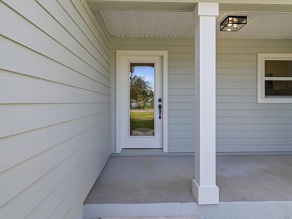 5th image of 408 Saint Augustine South Dr