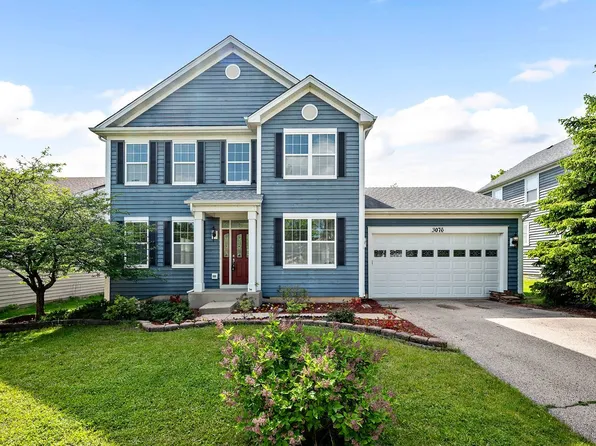 3076 Chalkstone Ave, Elgin, IL 60124