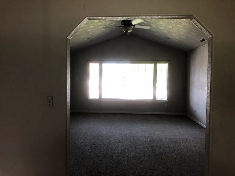 2636 Jeremy St — Photo 4