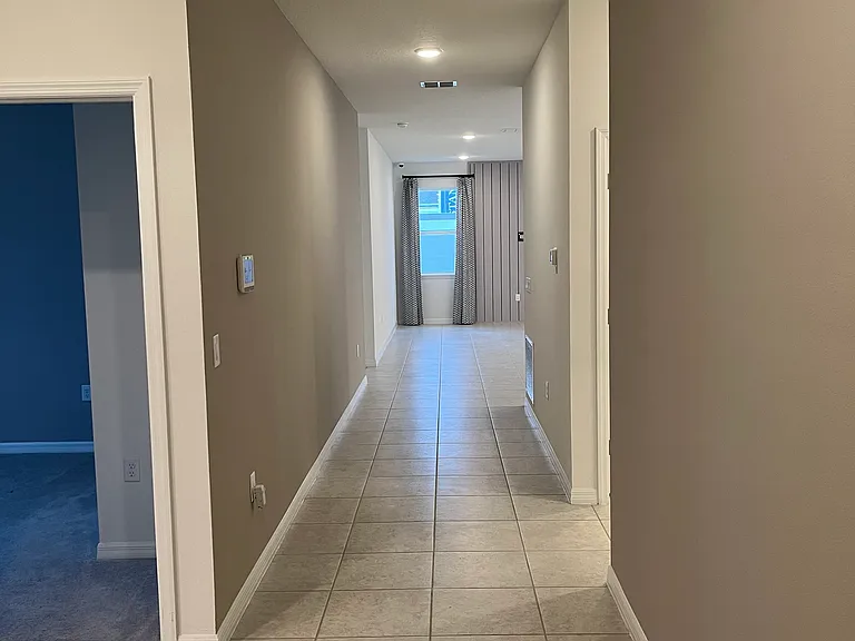 1658 Blue Lagoon Cir — Photo 15