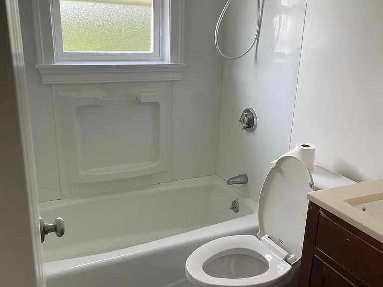 307 Metacom Ave #1 — Photo 7