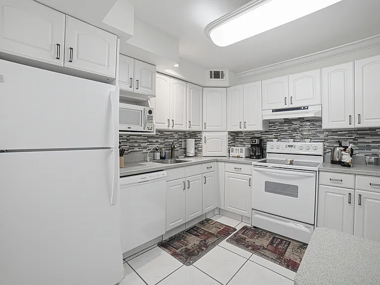 3450 S Ocean Blvd #418 — Photo 18