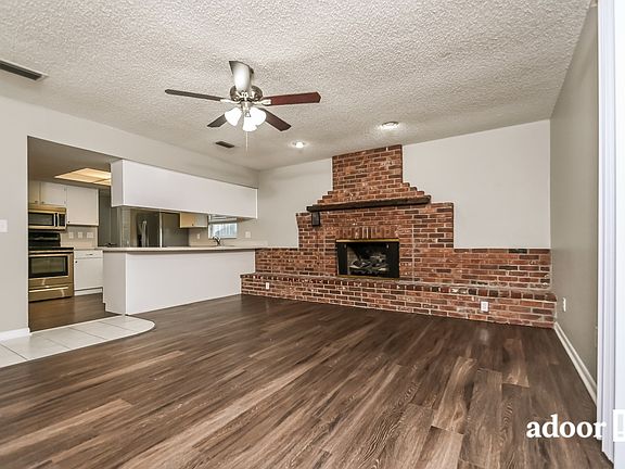 5th image of 1203 Black Knight Dr